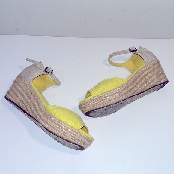 Toms wedge espadrilles 2.5” heel w/ 1” platform - Picture 2 of 4